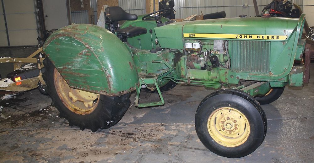 John Deere 820 Diesel Tractor w/ Orchard Fenders 2.5L 3 ...