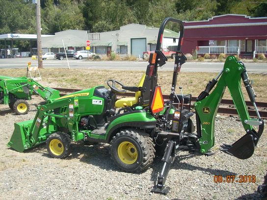 2013 John Deere 1025R Tractors - Compact (1-40hp.) - John ...