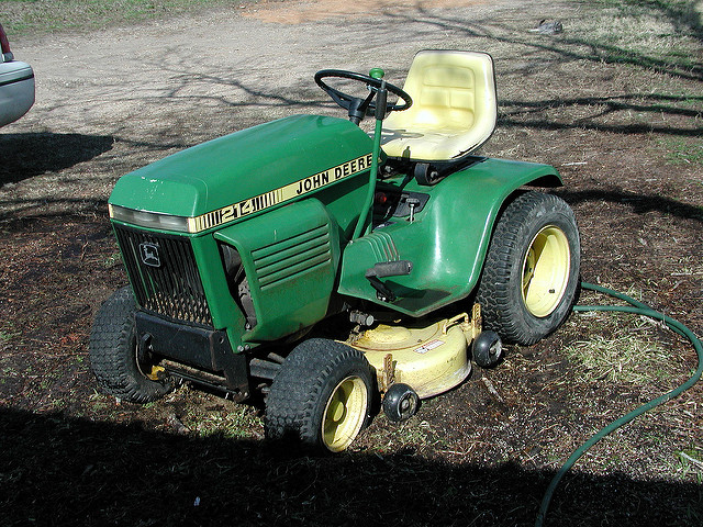John Deere 214 Lawn Tractor, Rain Creek Farm, Fayetteville ...