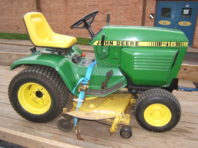 LOT #24a - John Deere 216 Riding Lawn Tractor w/Push Blade