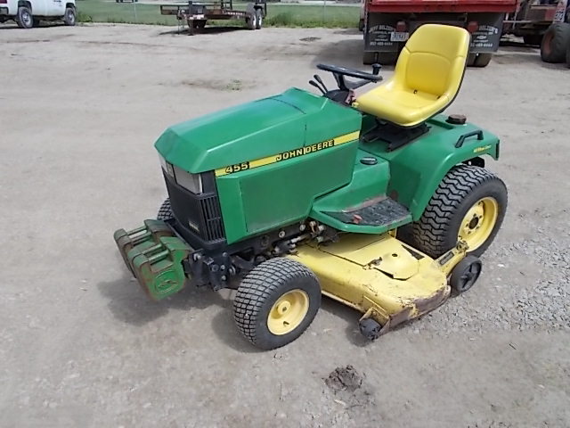 John Deere 455 Lawn Tractor, 22 HP ... | Owatonna ...