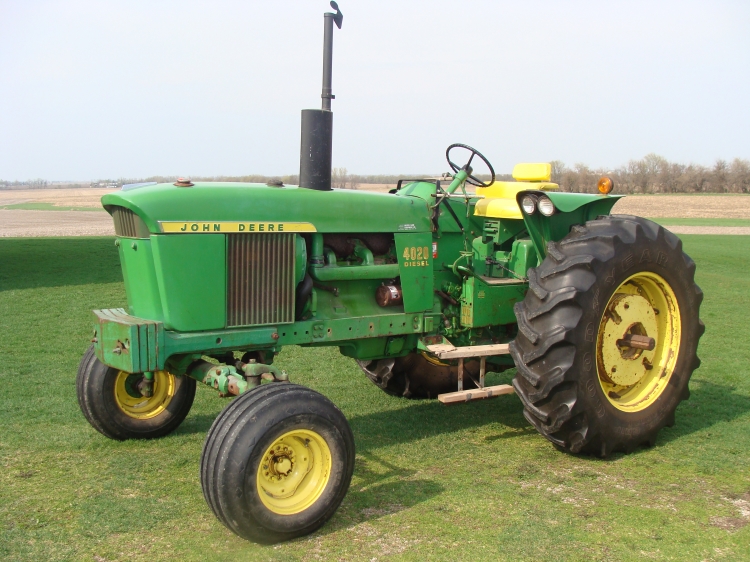 Gallery For > John Deere Tractors 4020