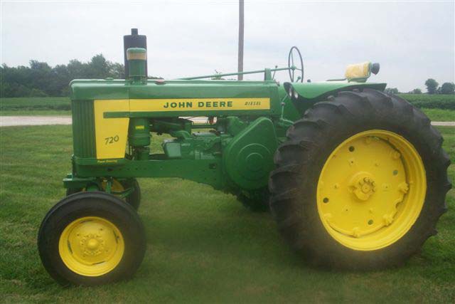 John Deere 720 Diesel tractor for sale