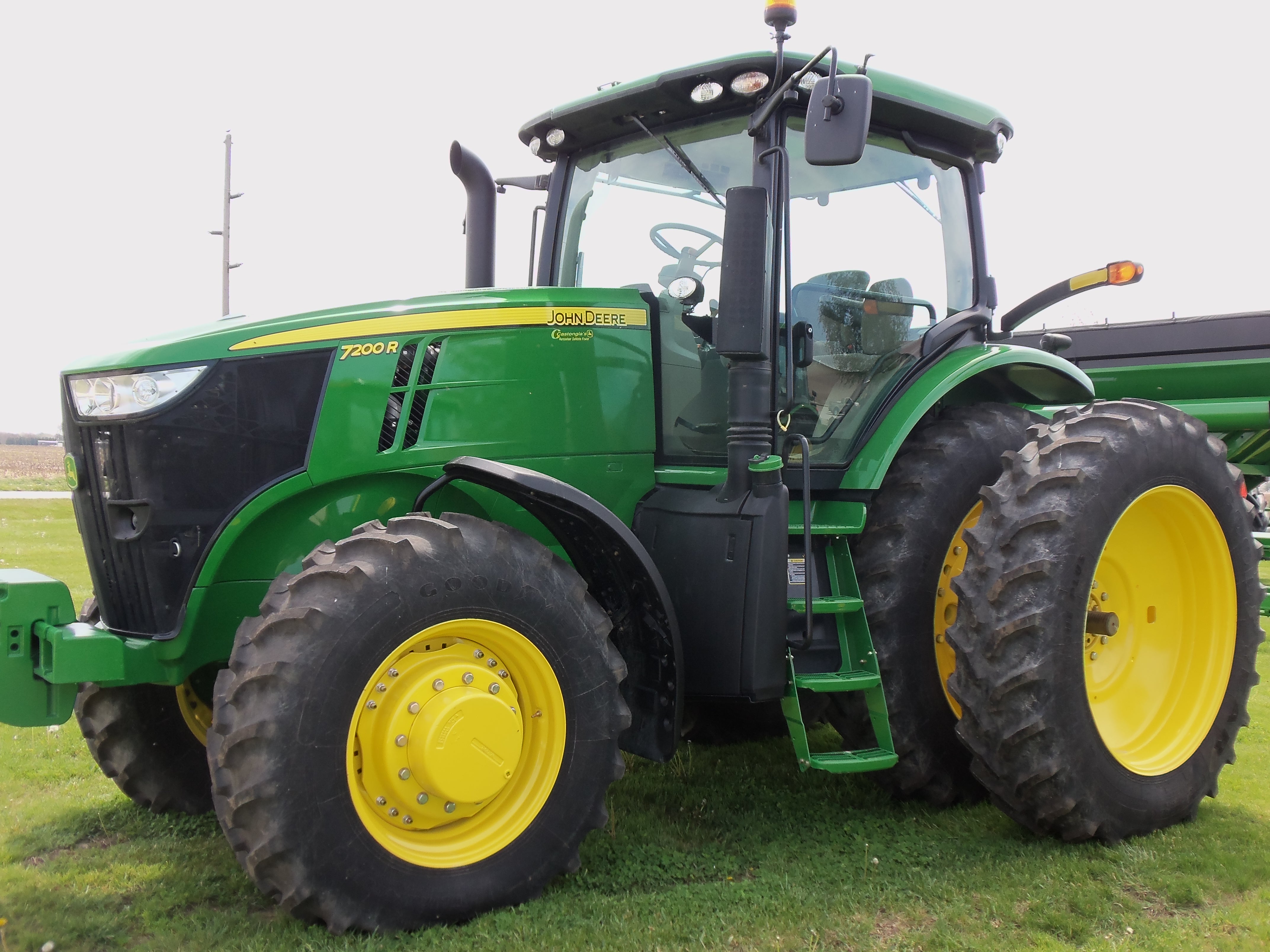 Large 7R Series tractor | John Deere equipment | Pinterest