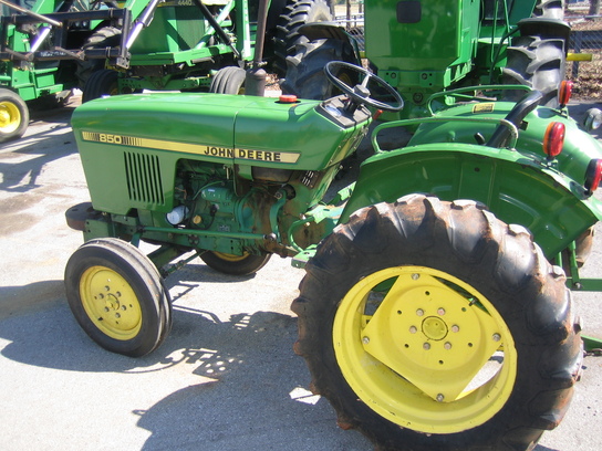 John Deere 850 Tractors - Compact (1-40hp.) - John Deere ...