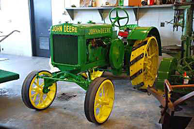 John Deere Model C Tractor submited images.