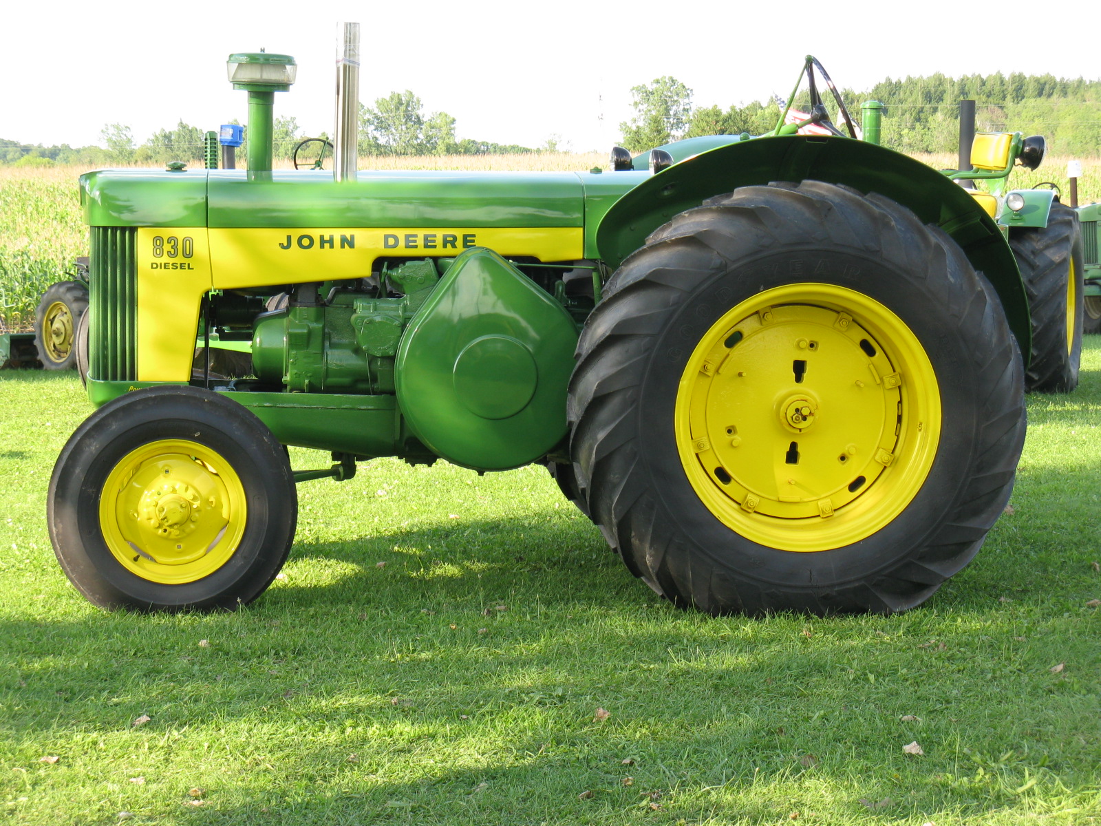 File:John Deere 830 Diesel tractor.jpg