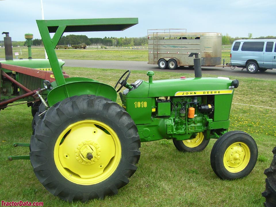 TractorData.com John Deere 1010 tractor photos information