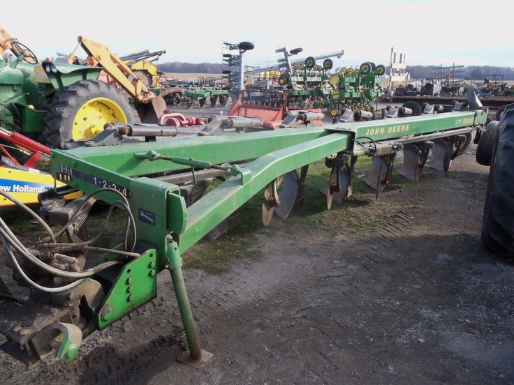 7 bottom John Deere 2800 plow | John Deere equipment ...
