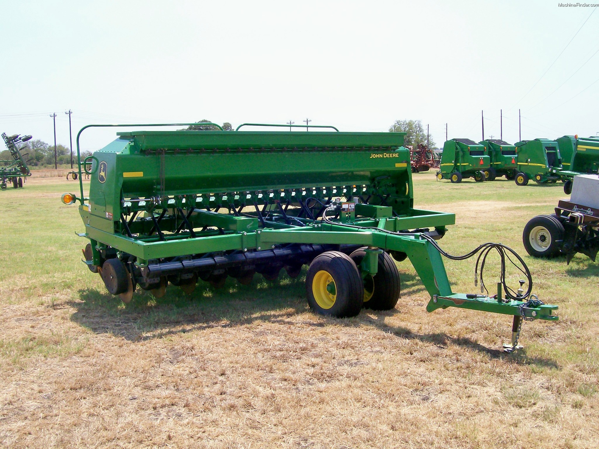 2013 John Deere 1590 Planting & Seeding - Box Drills - John Deere