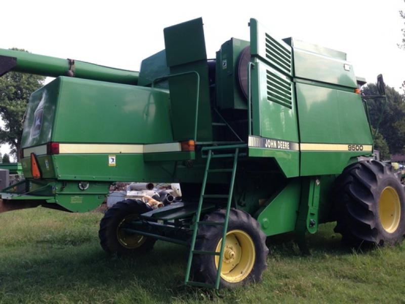1995 John Deere 9500 - Combines | Used Agricultural Implement