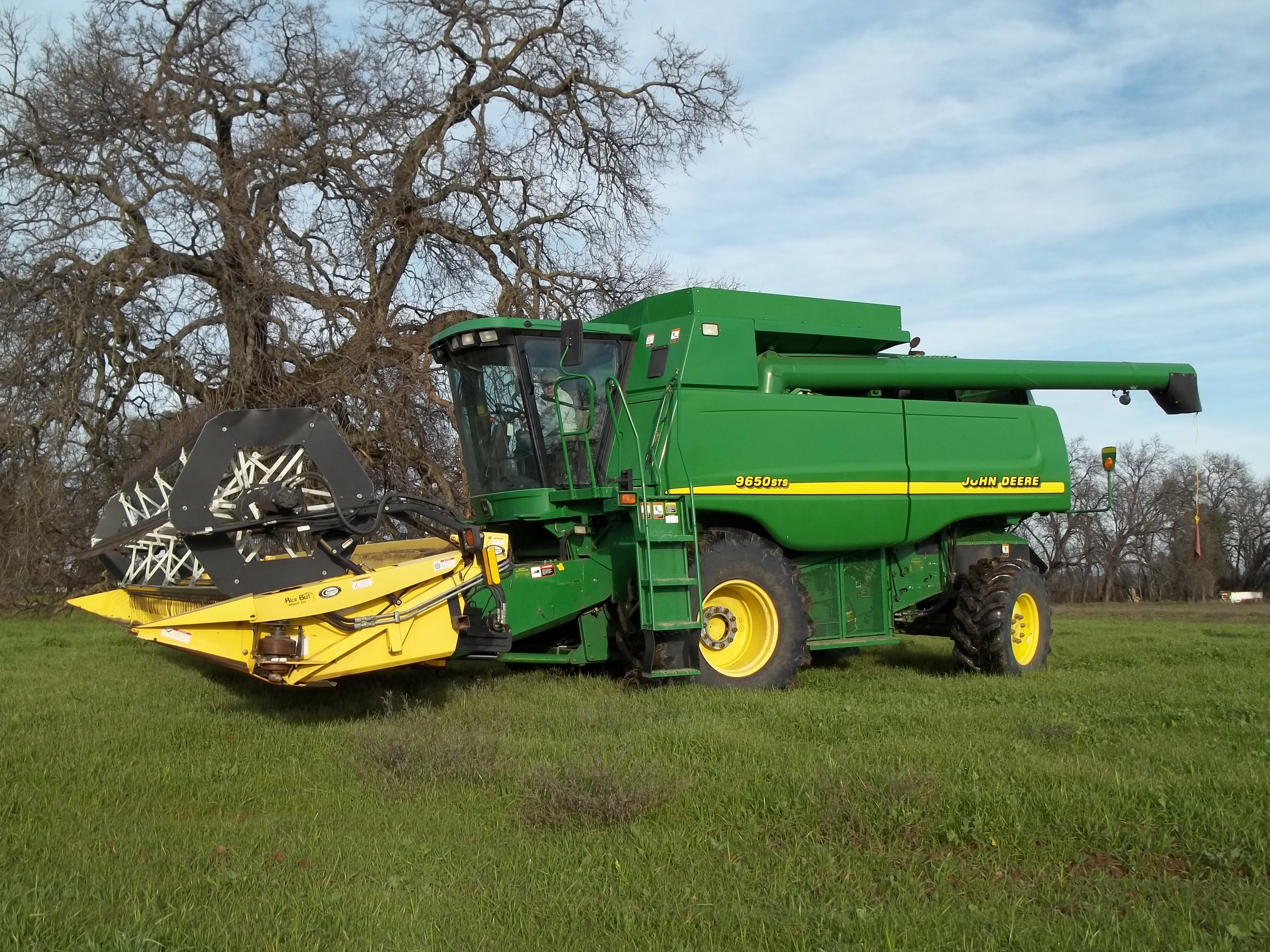 John Deere 9650 STS Combine | I-5 Rentals