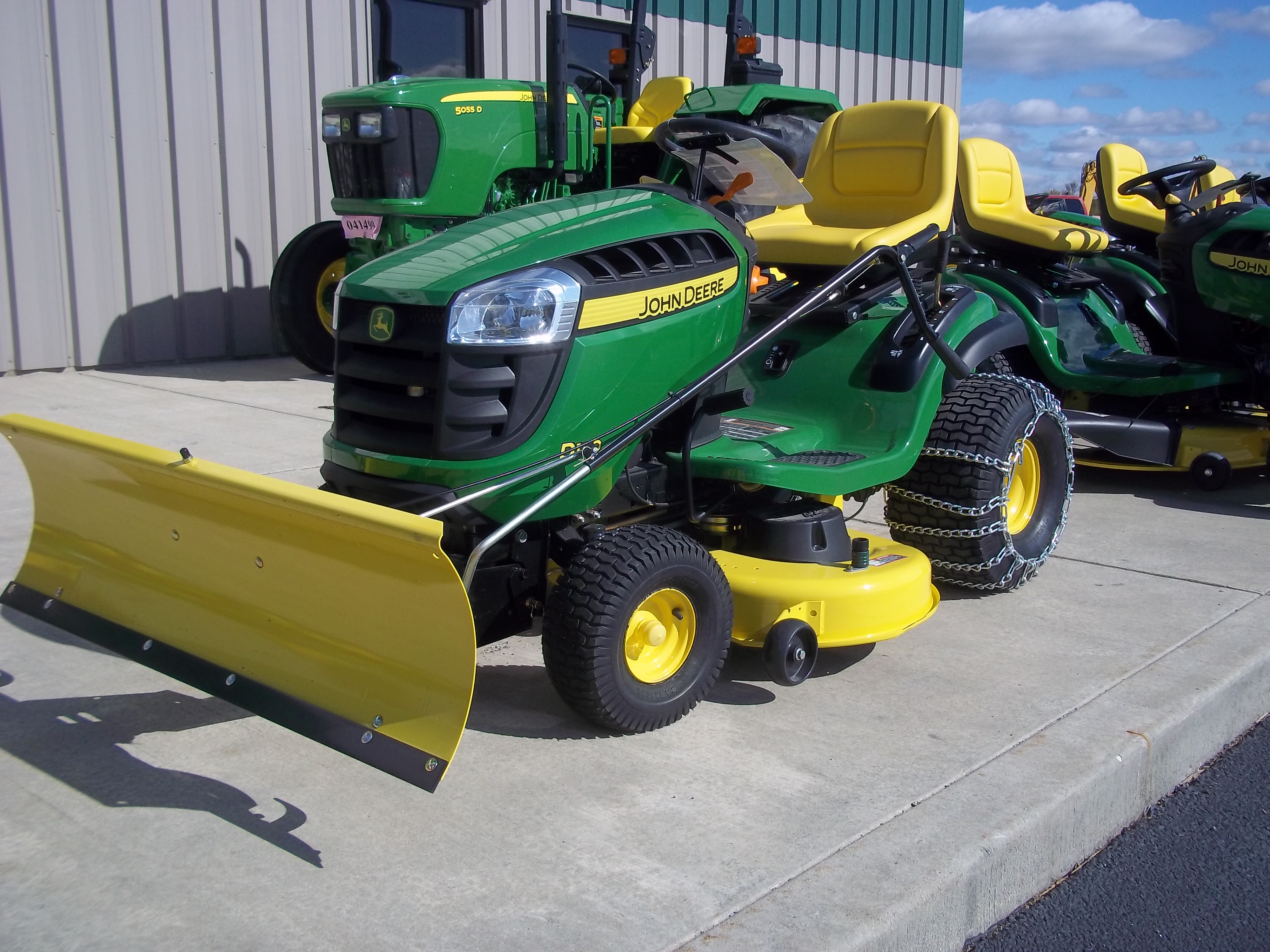 22hp D130 with 46 snowblade | John Deere equipment | Pinterest