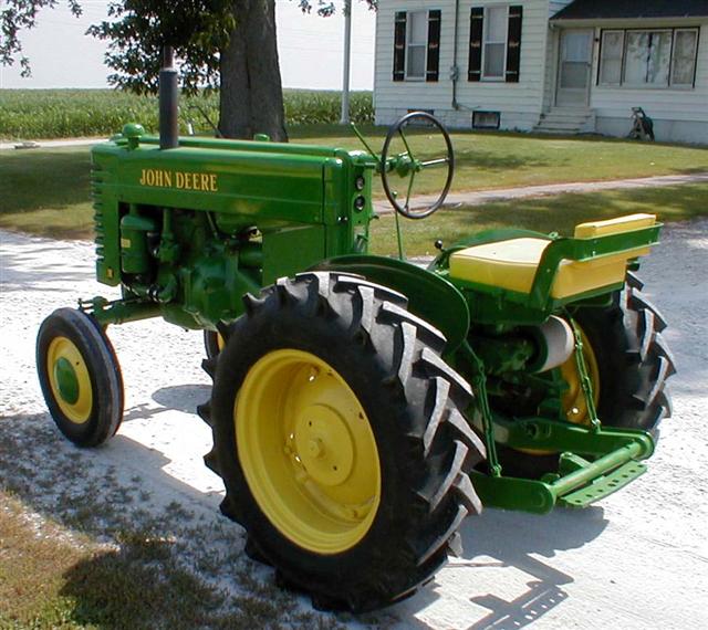 John Deere Model M Implements submited images.