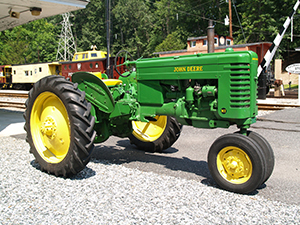 Farm Tractors - John Deere MT