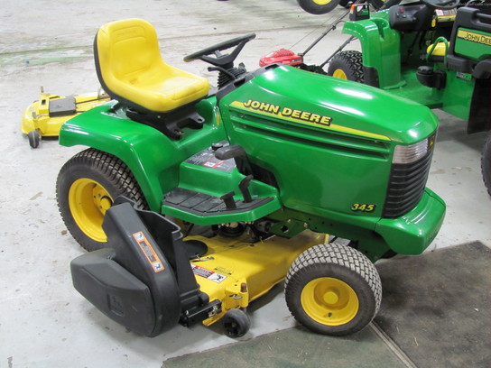 2001 John Deere 345 Lawn & Garden and Commercial Mowing ...