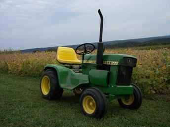 Used Farm Tractors for Sale: John Deere 112D Diesel (2009-10-03) - TractorShed.com
