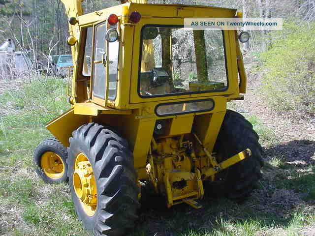John Deere 300 - B Farm Tractor 3 - Point Hitch 43 Hp 540 Pto 3 Cyl Diesel Erops