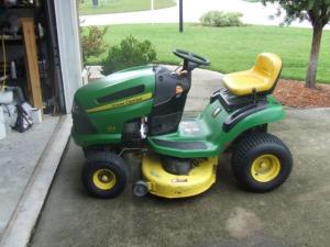 Fred's 2006 John Deere 102