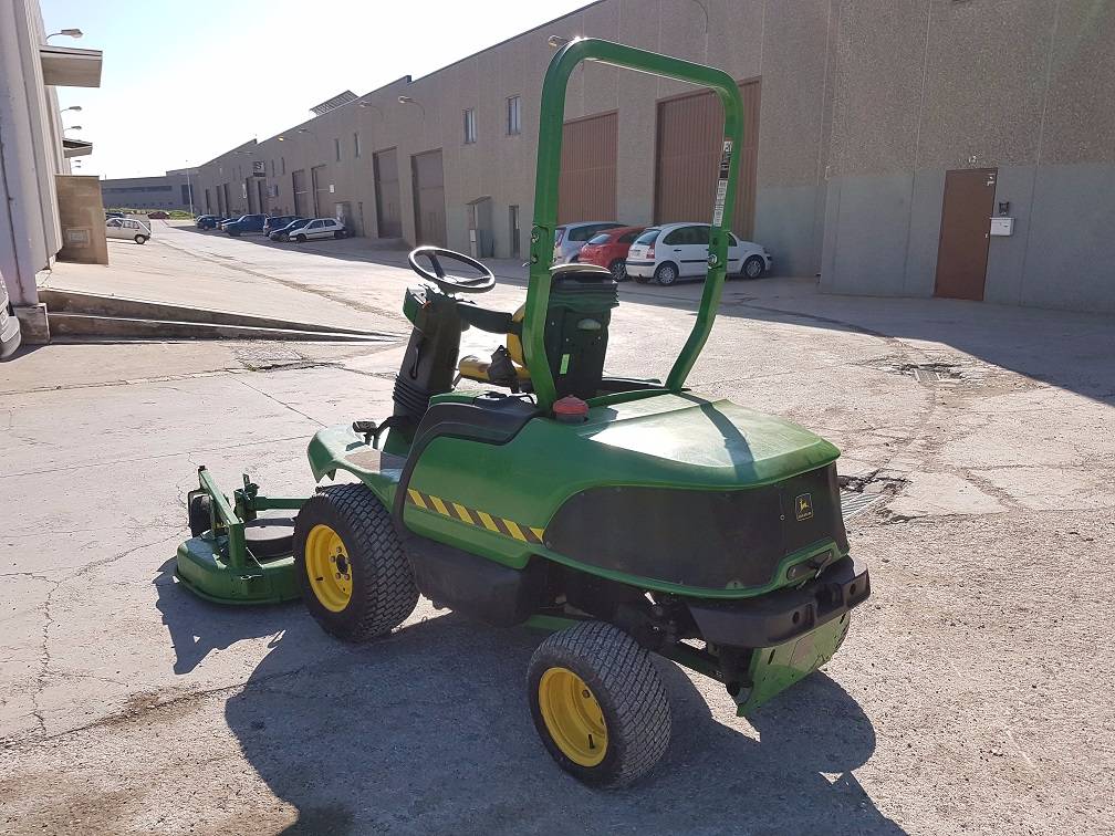 Used John Deere F 1400 lawn mowers Year: 2004 Price: $10,163 for sale - Mascus USA