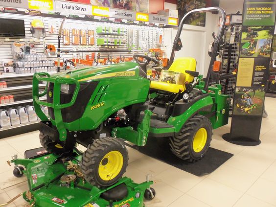 John Deere 1025R.23.9 engine hp,18 PTO from 55 cid diesel,655 lbs & a 57 inch wheelbase | Tri ...