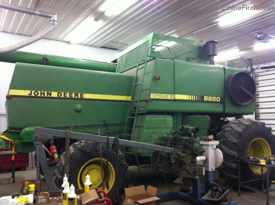 1980 John Deere 8820 Combines - John Deere MachineFinder