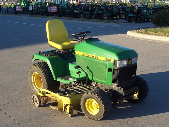 2001 John Deere 445 L&G tractor with 60 deck Lawn & Garden and Commercial Mowing - John Deere ...