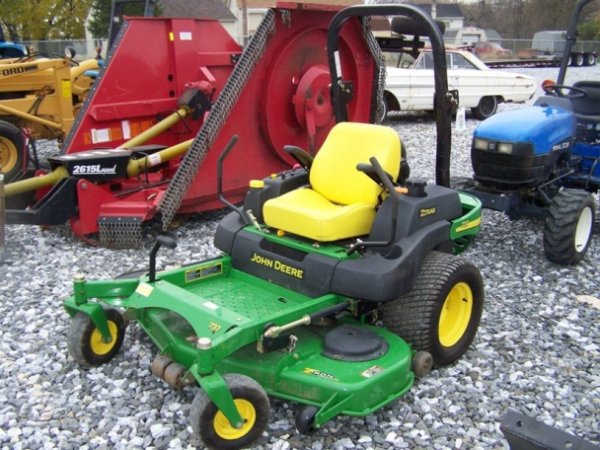 135: John Deere 737 Z Track Zero Turn Mower 60 Deck : Lot 135