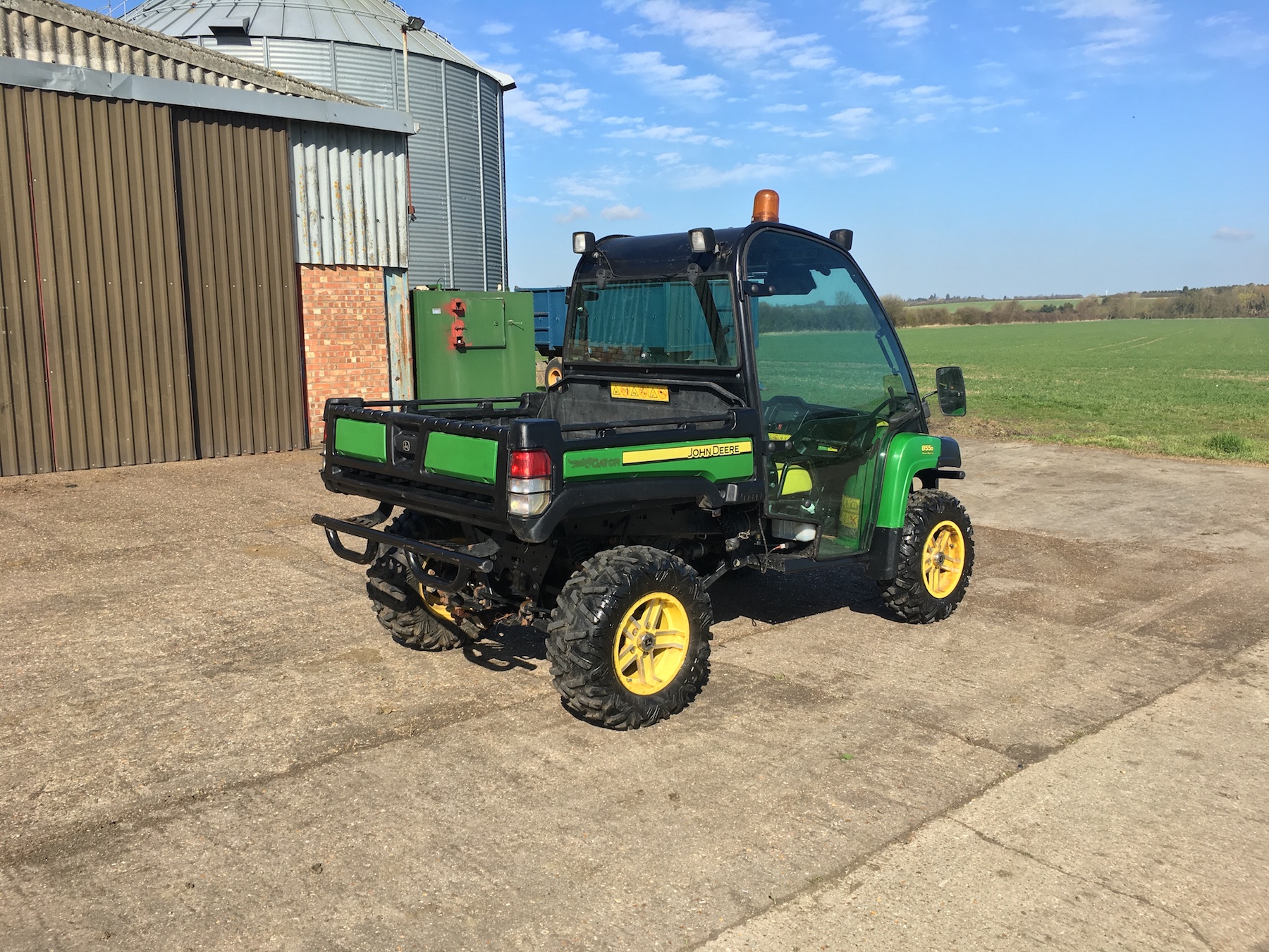 John Deere Gator XUV855D PS - Agritex Cambridgeshire