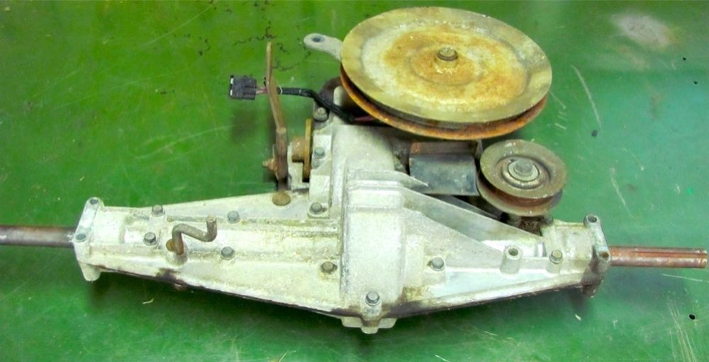 TRANSMISSION from a JOHN DEERE SX75 OR RX75 RIDING LAWN ...