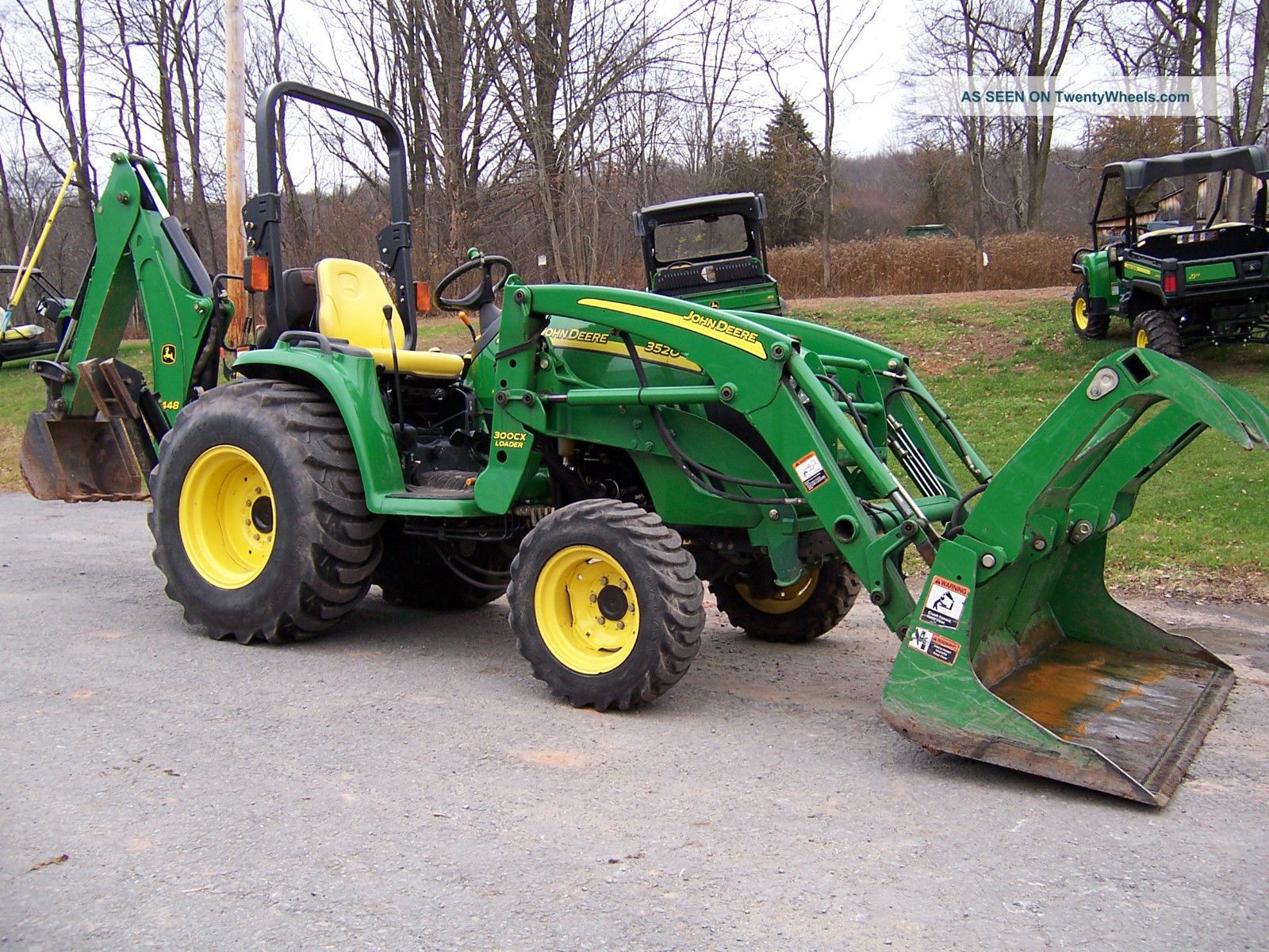 John Deere 3520 Tractor Loader Backhoe
