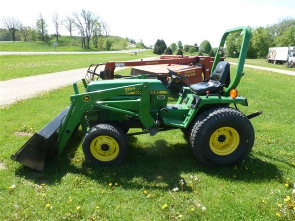 John Deere 955 hydrostatic diesel utility tractor with ...