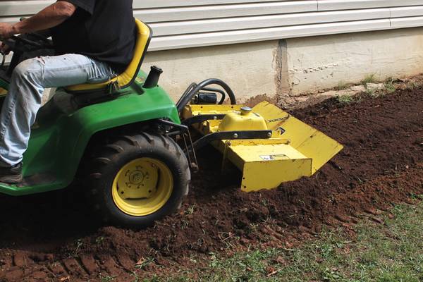 A 1983- John Deere 318 Find of a Life Time | John Deere ...