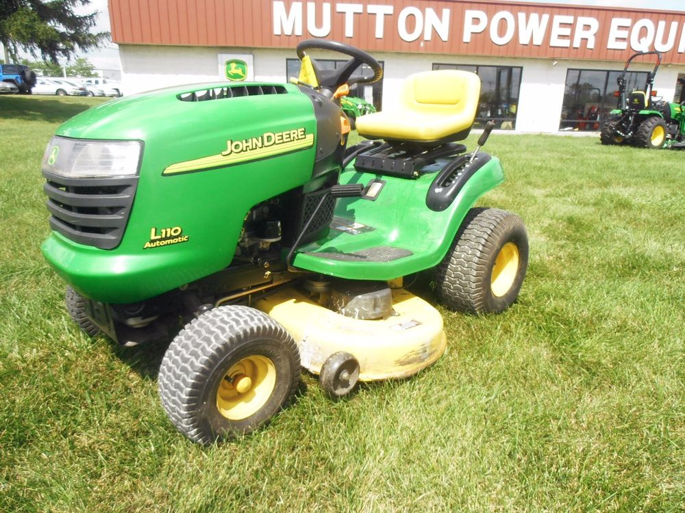 Used John Deere L110 Lawn Tractor (17.5 HP, 42 Mower) | eBay
