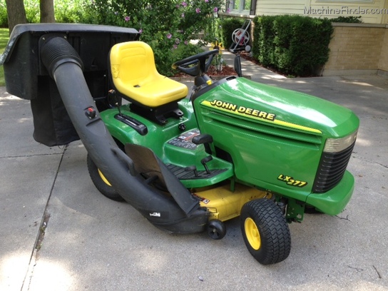 2001 John Deere LX277 Lawn & Garden and Commercial Mowing ...