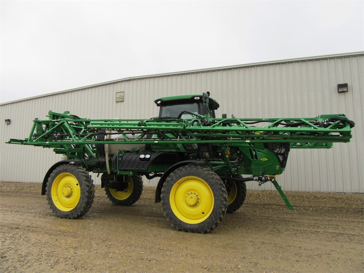 RentalYard.com | 2015 JOHN DEERE R4030 For Rent