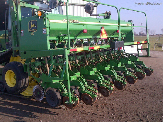 2000 John Deere 1530 Planting & Seeding - Box Drills ...