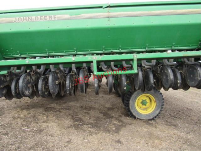 John Deere 455 24' Grain Drill