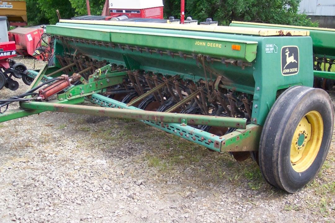 Wisconsin Ag Connection - JOHN DEERE 8300 Grain Drills for ...