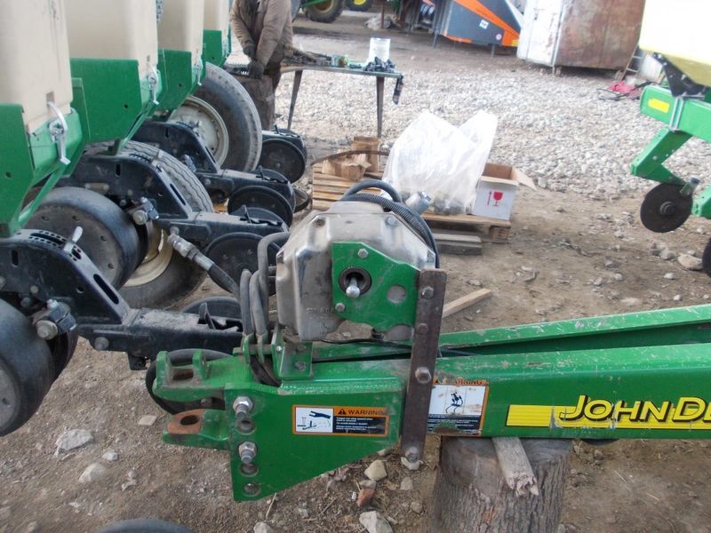 JOHN DEERE 1780 pneumatic precision seed drill for sale ...