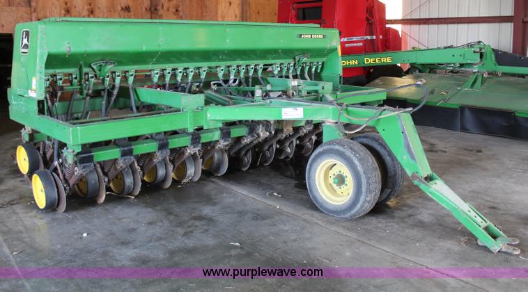 John Deere 750 no-till drill | no-reserve auction on ...