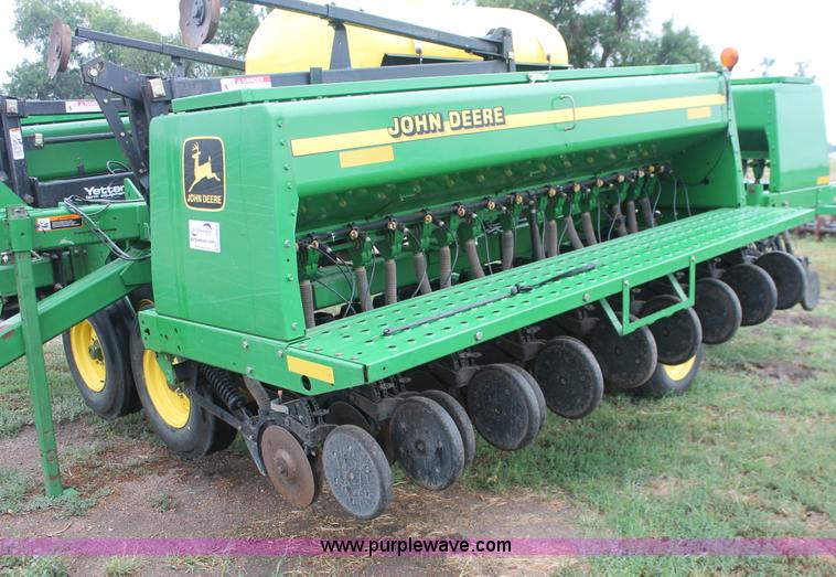 2004 John Deere 455 grain drill | no-reserve auction on ...