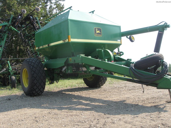 1993 John Deere 610 Planting & Seeding - Air Drills ...