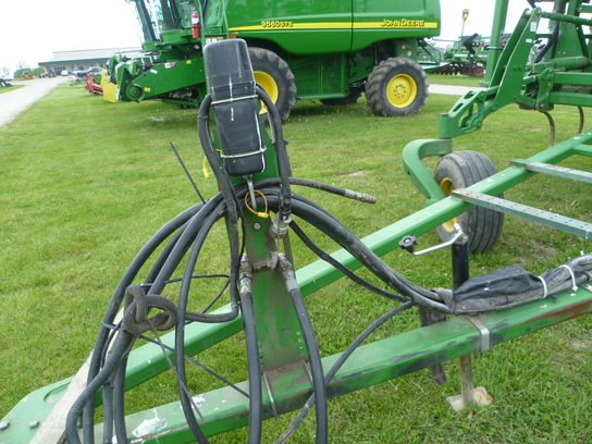 Wisconsin Ag Connection - 2002 JOHN DEERE 2200 Field ...