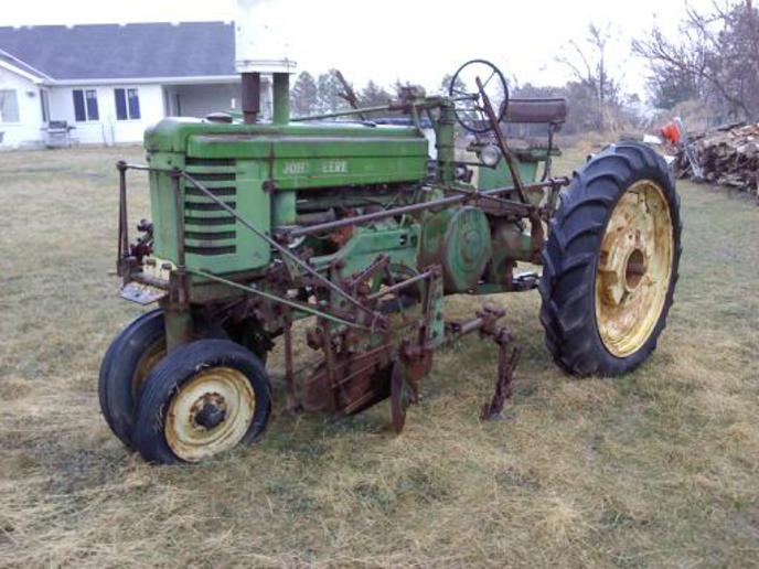 Found another John Deere ABG 200 C... - Yesterday's Tractors