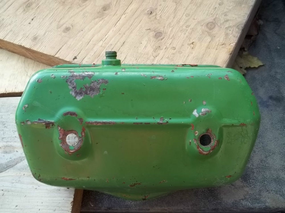 JOHN DEERE A VALVE COVER | eBay