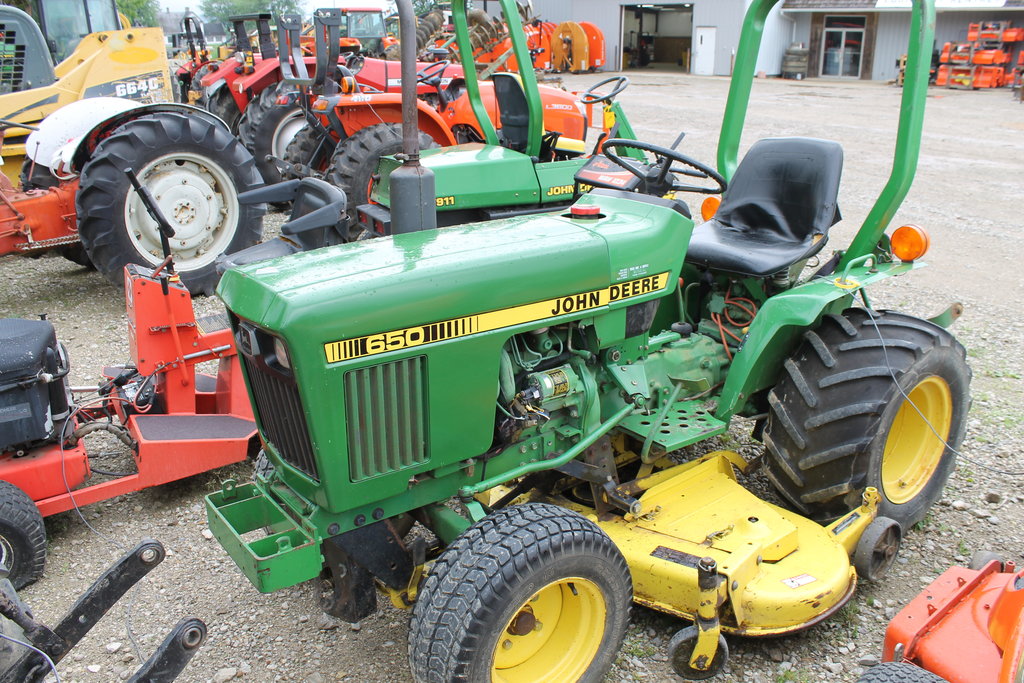 John Deere 650 Compact Tractor - Ricer Equipment, Inc.
