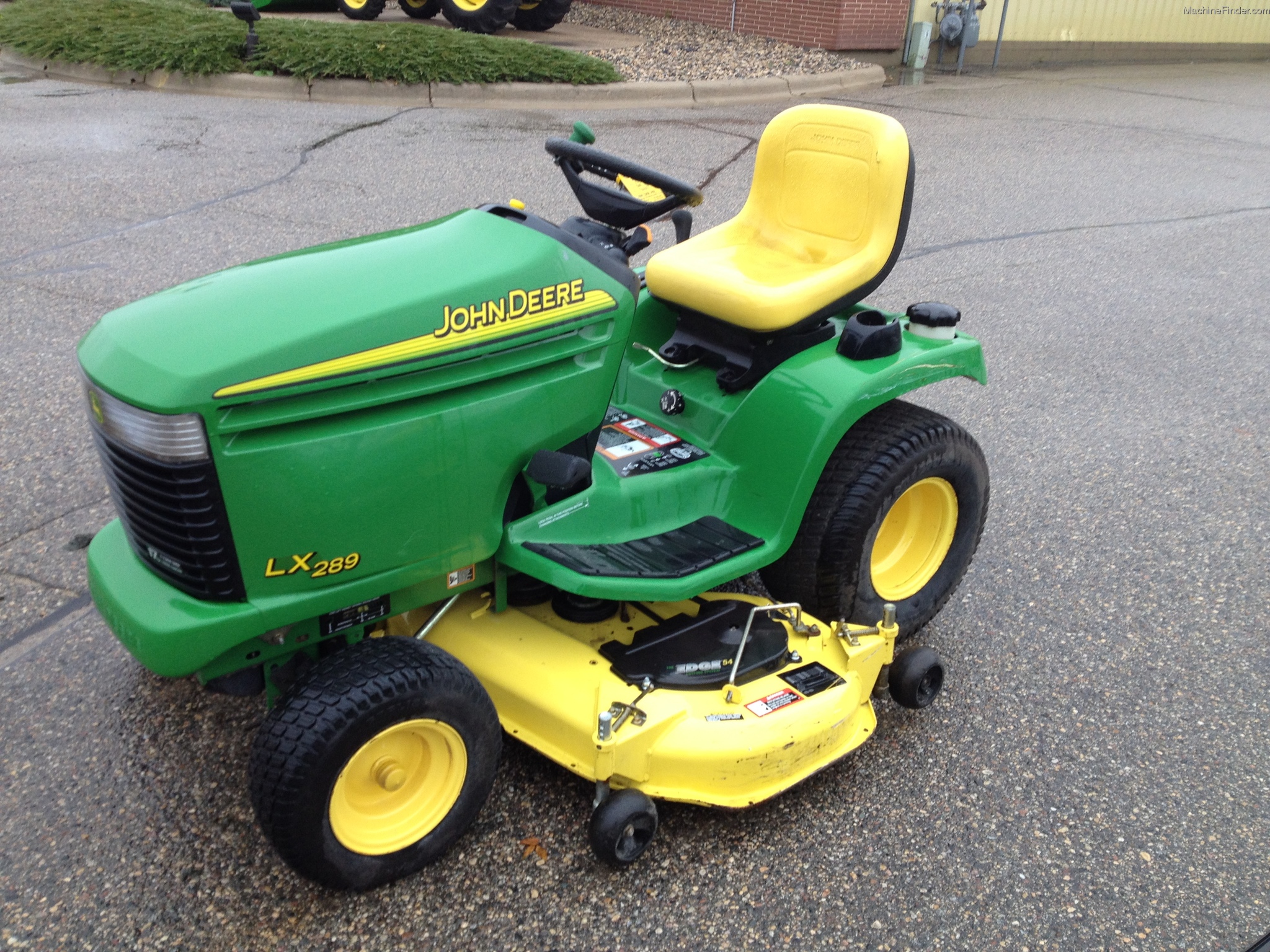 2005 John Deere LX289 Lawn & Garden and Commercial Mowing ...