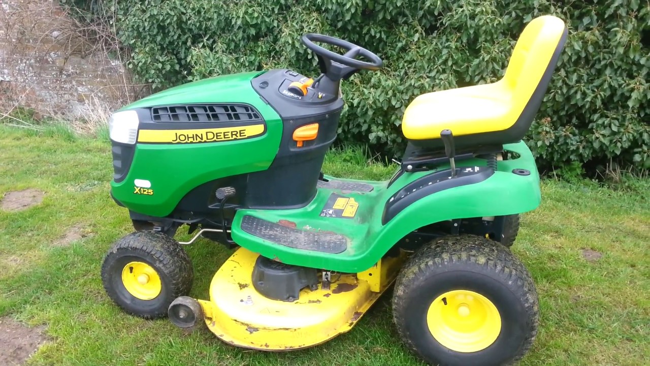 John Deere X125 Ride on Mower for sale - YouTube