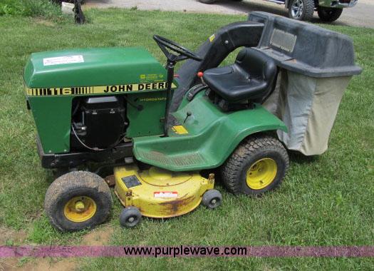 John Deere 116 riding lawn mower | no-reserve auction on ...